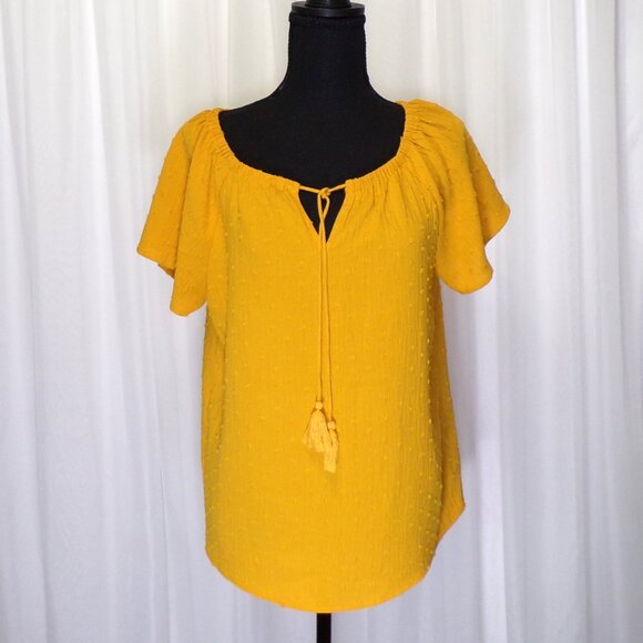89th & Madison Yellow Gold Swiss Dot Top Womens size Small Tassels Flare Sleeve - Picture 3 of 10